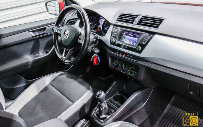 Skoda Fabia cena 24999 przebieg: 248000, rok produkcji 2016 z Krajenka małe 326